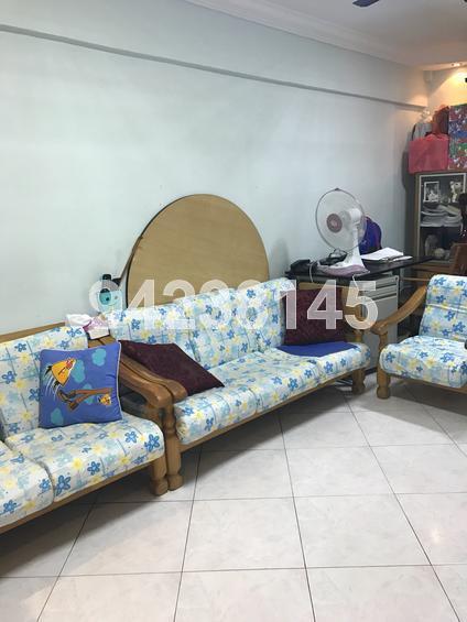 Yishun Street 21 thumbnail photo